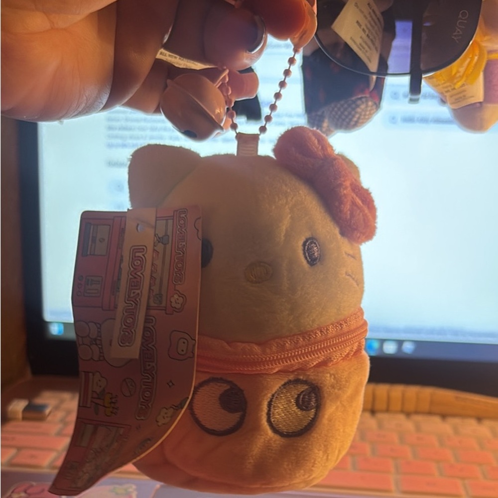 New hello Kitty plushy keychain